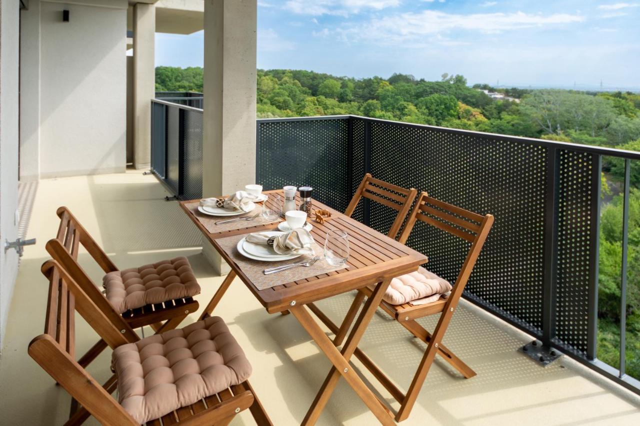 Gruen & Urban - Direkt An Der Therme - 15 Minuten Ins Zentrum Vienna Esterno foto