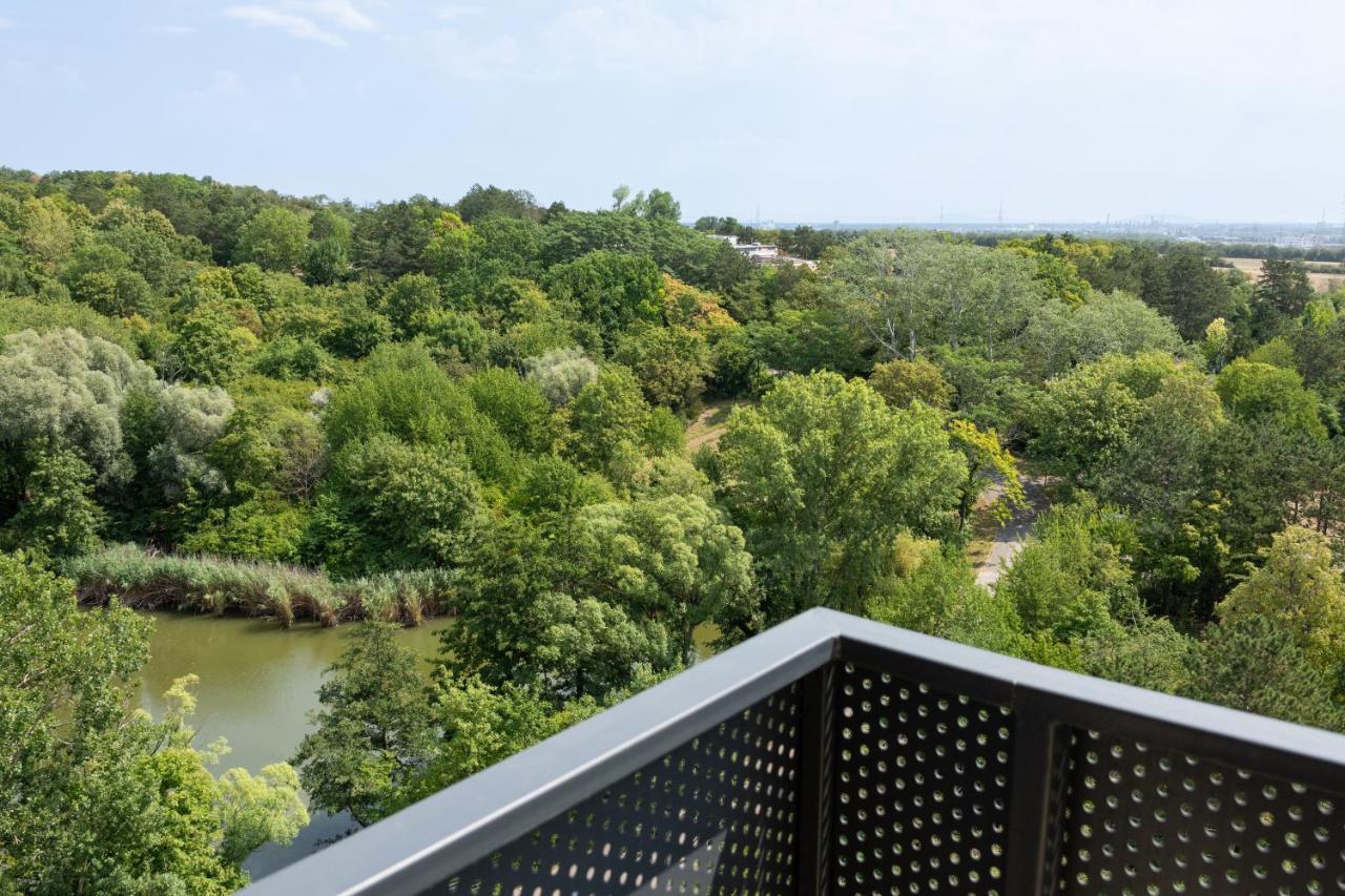 Gruen & Urban - Direkt An Der Therme - 15 Minuten Ins Zentrum Vienna Esterno foto